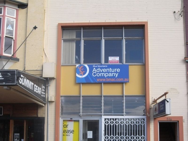 84 Bathurst Road, Katoomba NSW 2780