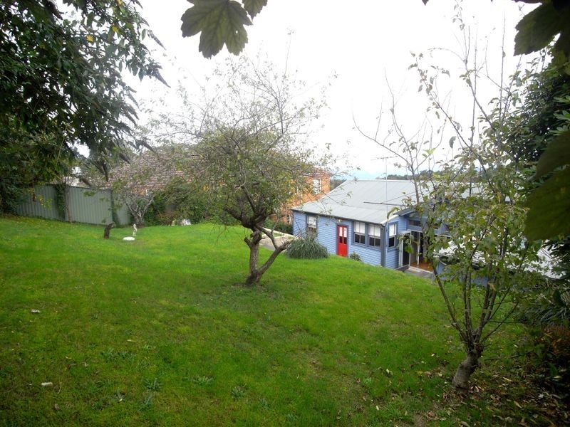 3 Miles Avenue, Katoomba NSW 2780