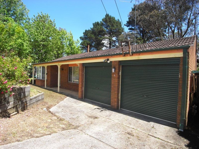 6 Seventh Avenue, Katoomba NSW 2780