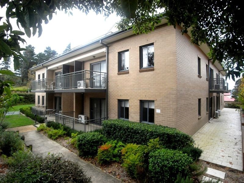 2/100 Leura Mall, Leura NSW 2780