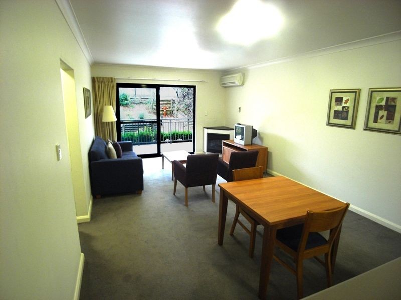 2/100 Leura Mall, Leura NSW 2780