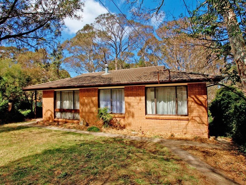 9 Waratah Street, Katoomba NSW 2780
