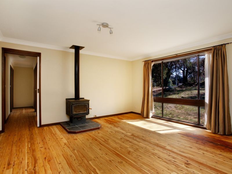 9 Waratah Street, Katoomba NSW 2780