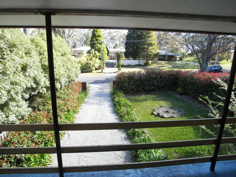 25 cedar st, Katoomba NSW 2780