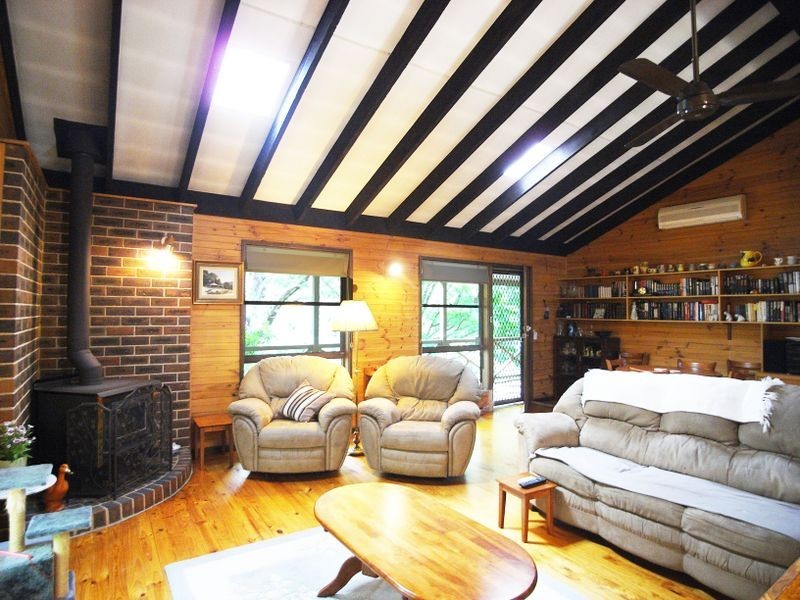 3 Wigram Street, Wentworth Falls NSW 2782