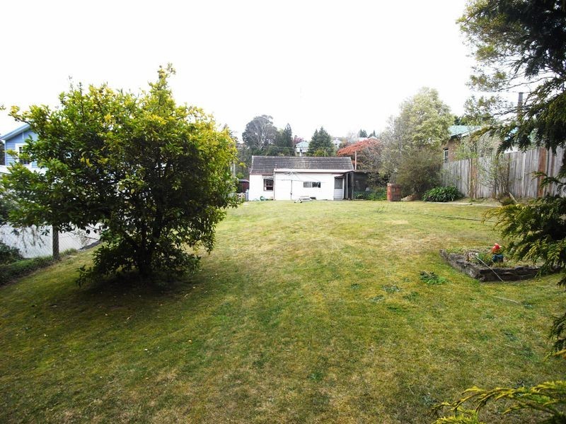 7 Pine Street, Katoomba NSW 2780