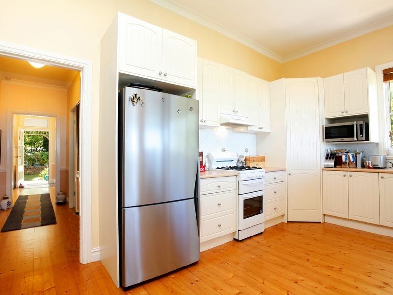 1 Bourne Street, Wentworth Falls NSW 2782