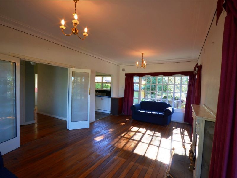 13 Chateau Tce, Leura NSW 2780