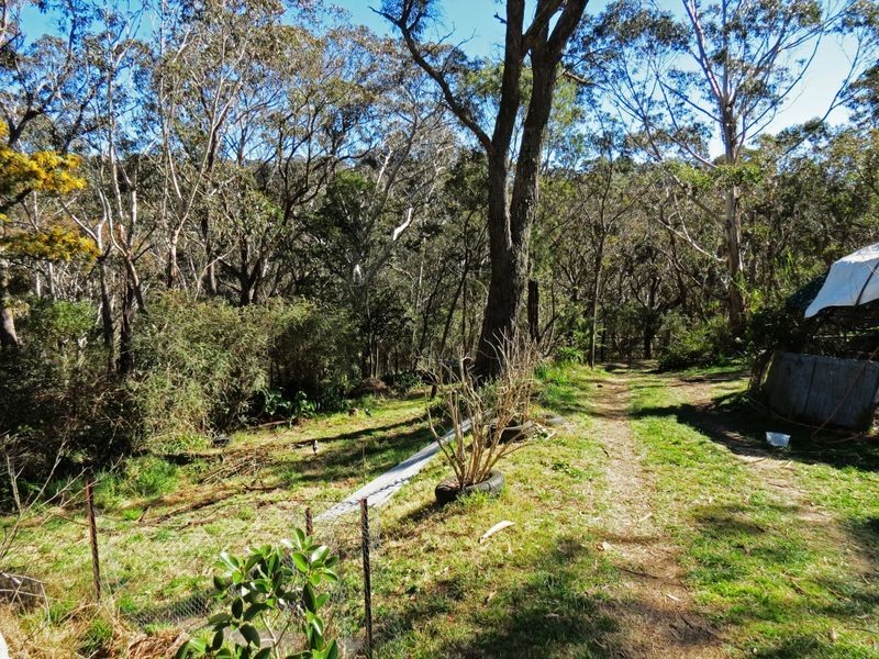 8 Lake Esplanade, Katoomba NSW 2780