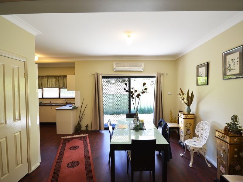 8 Quinns Avenue, Leura NSW 2780