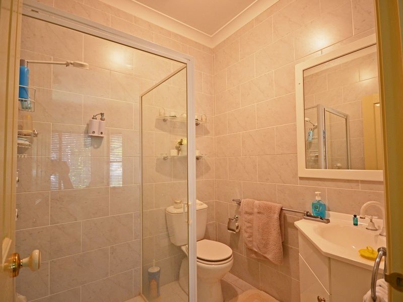 8 Quinns Avenue, Leura NSW 2780