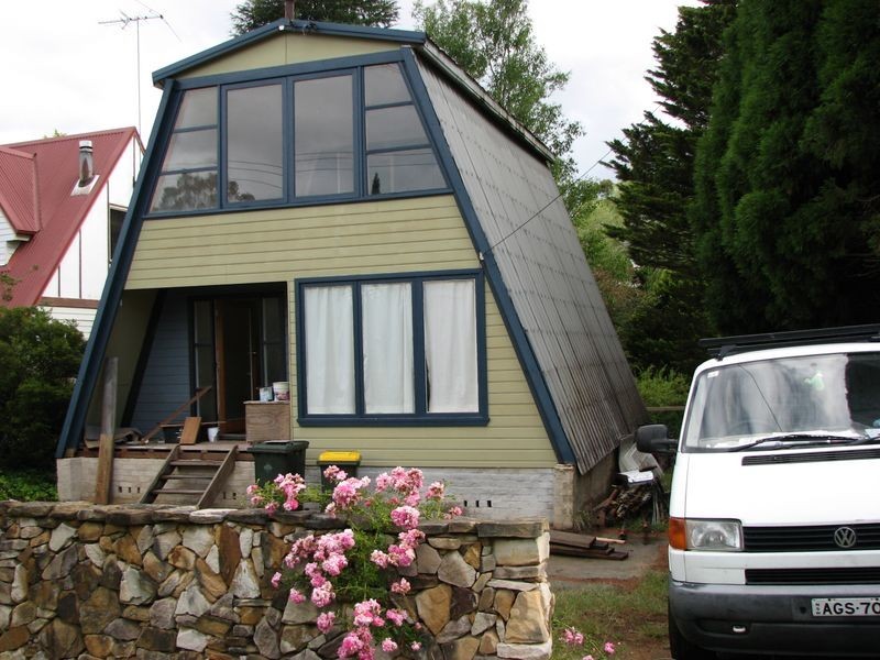 20 View Road, Wentworth Falls NSW 2782