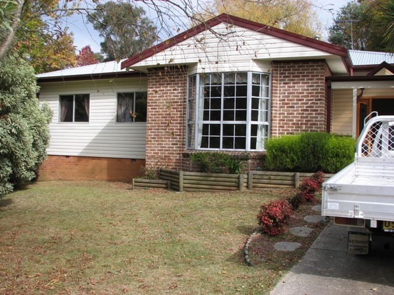 13 Rodova Street, Katoomba NSW 2780