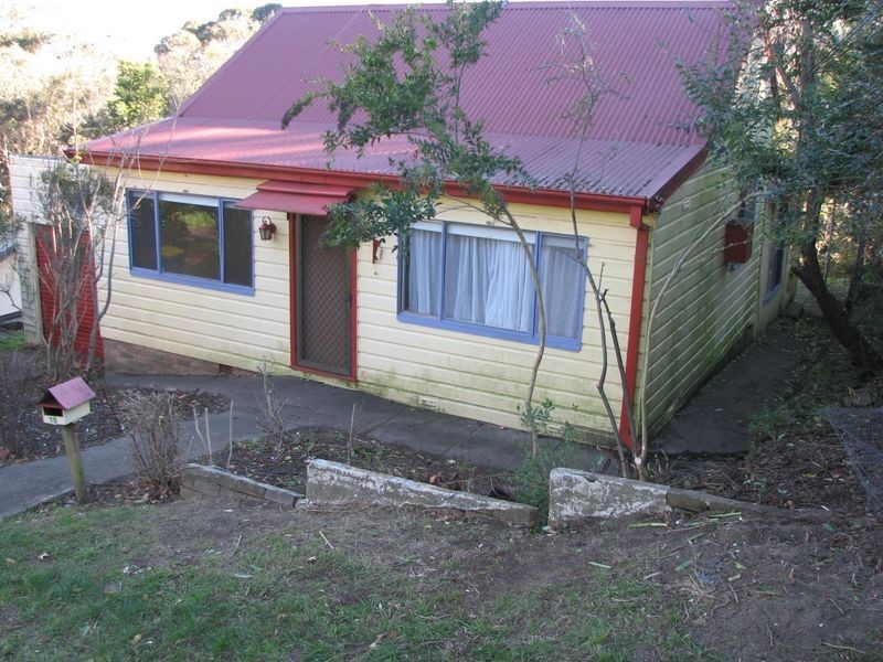 15 Waimea Street, Katoomba NSW 2780