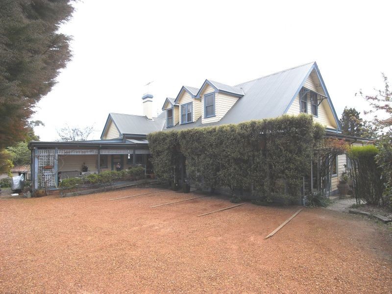 17 Coomonderry Street, Katoomba NSW 2780