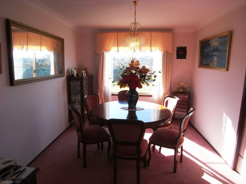 57 Stuarts Rd, Katoomba NSW 2780