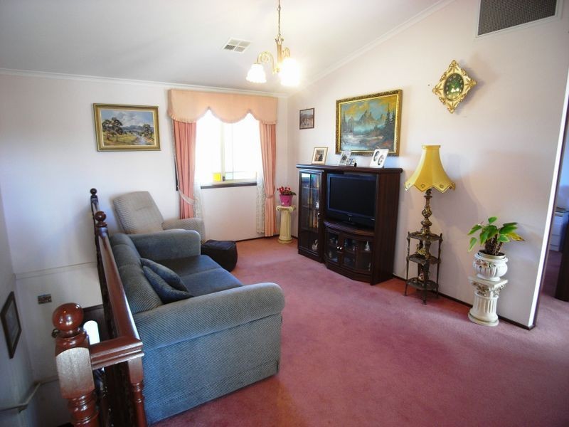57 Stuarts Rd, Katoomba NSW 2780