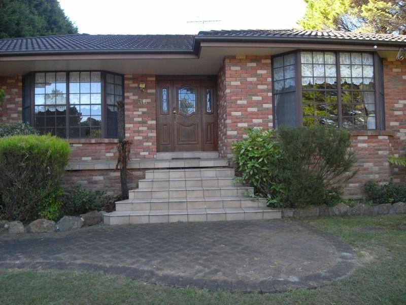 36 Kurrawang Street, Leura NSW 2780