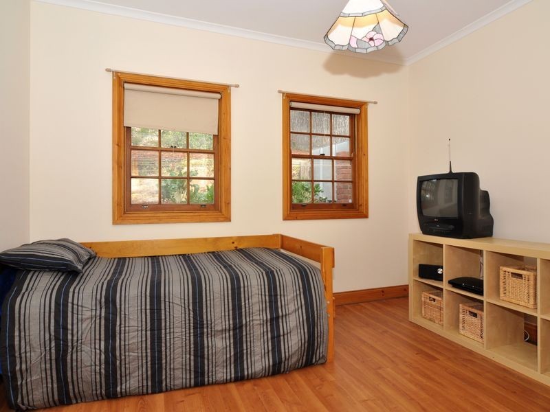 14 Catharina St, Flagstaff Hill SA 5159