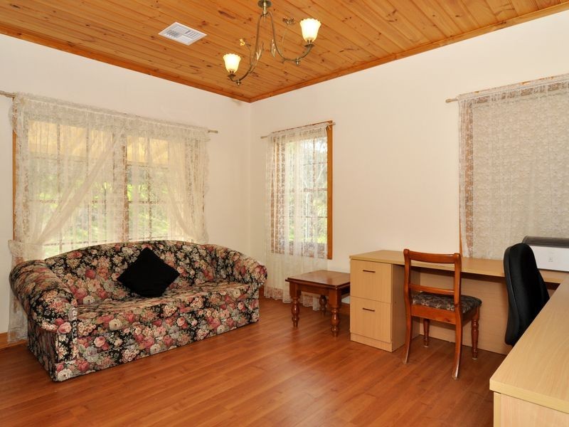 14 Catharina St, Flagstaff Hill SA 5159