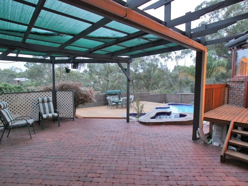 7 Witton St, Flagstaff Hill SA 5159