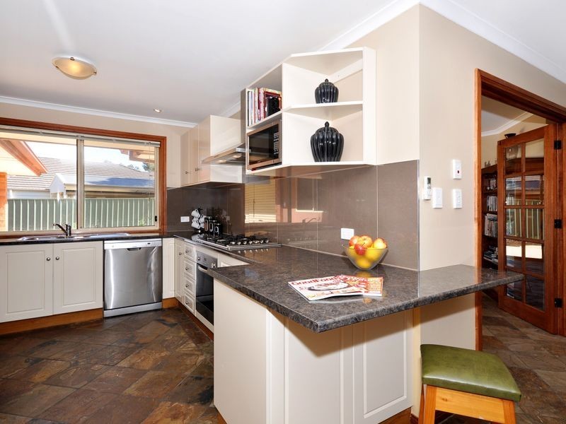 63 The Oaks Pde, Aberfoyle Park SA 5159