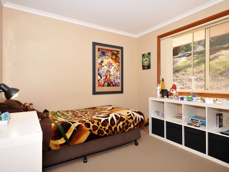 63 The Oaks Pde, Aberfoyle Park SA 5159