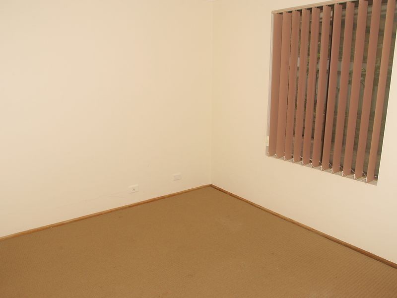 2 Pine Dr, Aberfoyle Park SA 5159