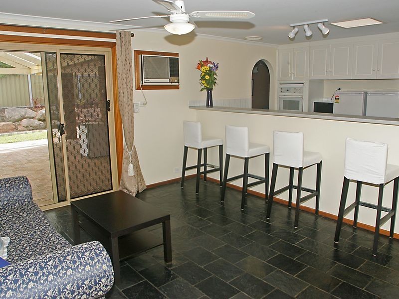 18 Gem St, Aberfoyle Park SA 5159