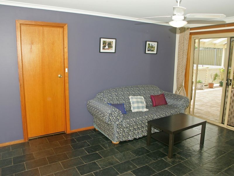 18 Gem St, Aberfoyle Park SA 5159