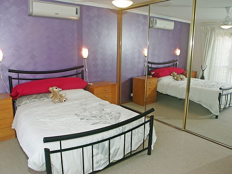 18 Gem St, Aberfoyle Park SA 5159