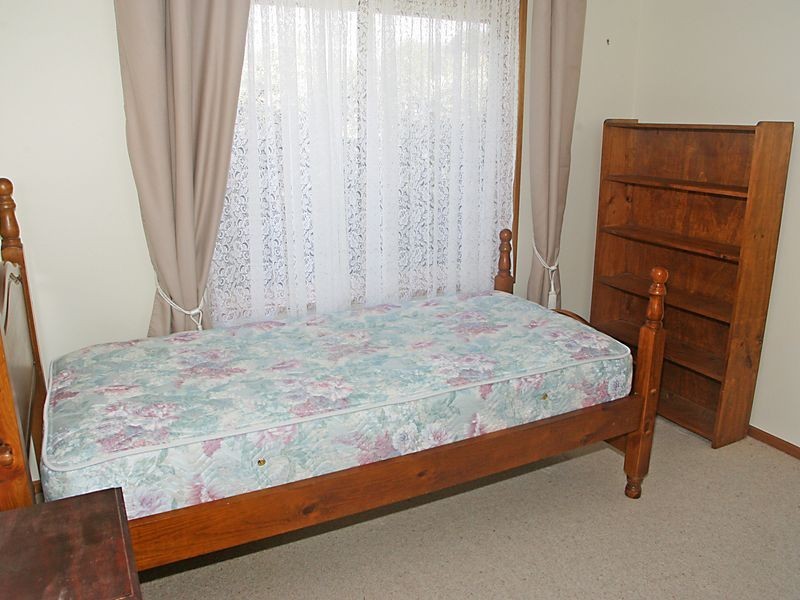 18 Gem St, Aberfoyle Park SA 5159