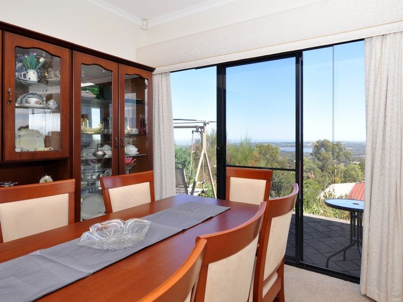 130A Windebanks Rd, Happy Valley SA 5159
