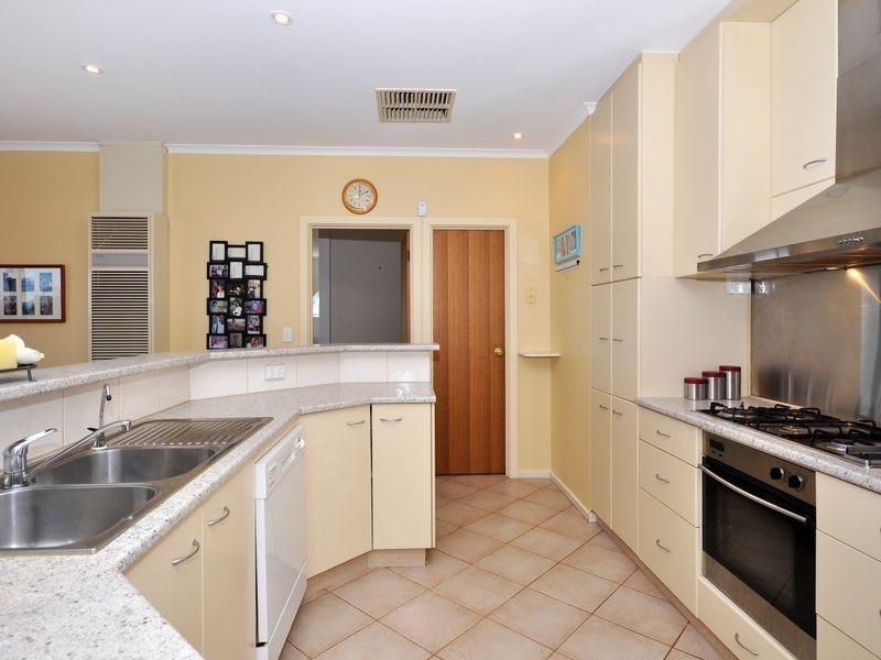 130A Windebanks Rd, Happy Valley SA 5159