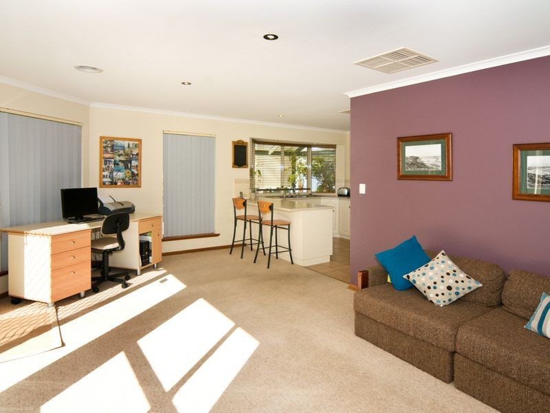 17 Haven Ave, Seaford SA 5169