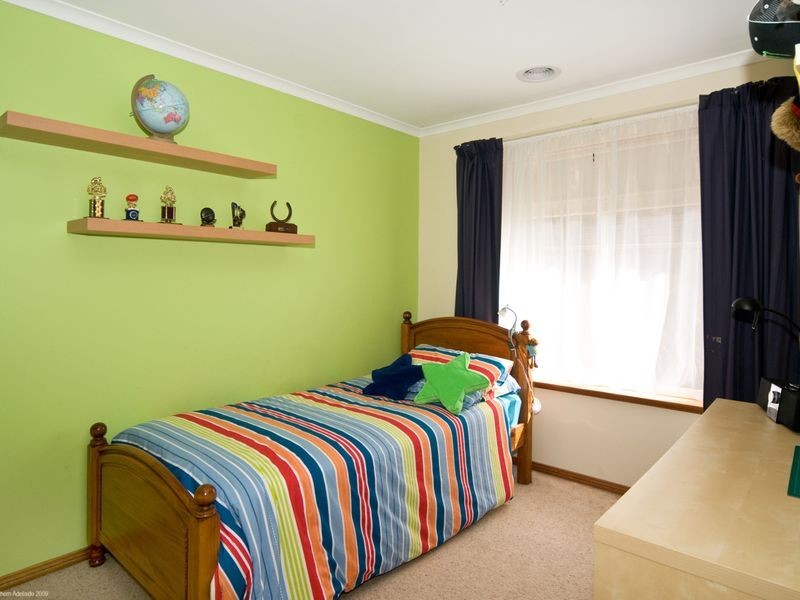 17 Haven Ave, Seaford SA 5169