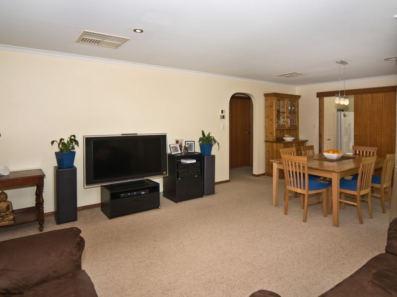 17 Haven Ave, Seaford SA 5169