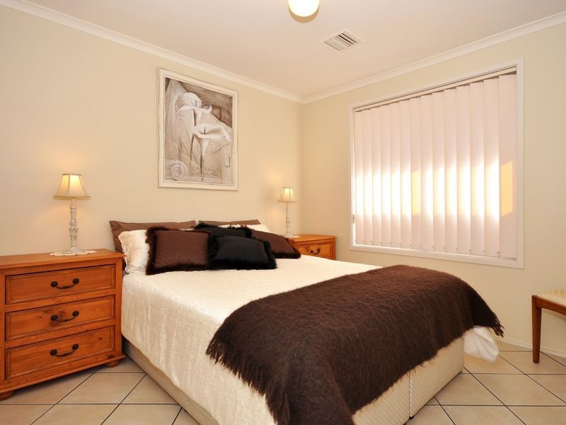 50 Miller Dr, Happy Valley SA 5159