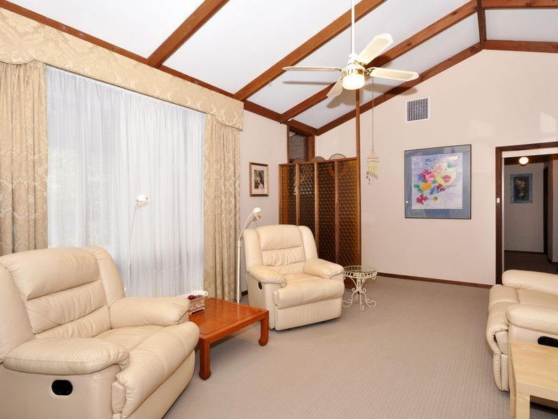 111 Kenihans Road, Happy Valley SA 5159