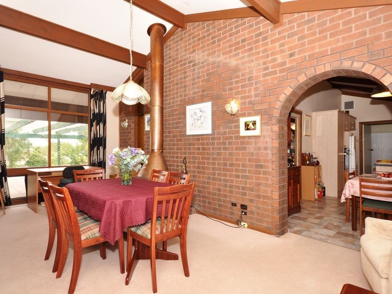 111 Kenihans Road, Happy Valley SA 5159