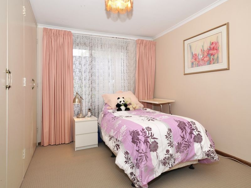 111 Kenihans Road, Happy Valley SA 5159