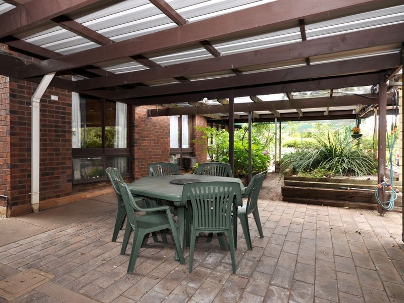 111 Kenihans Road, Happy Valley SA 5159