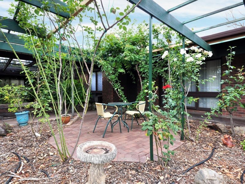 111 Kenihans Road, Happy Valley SA 5159