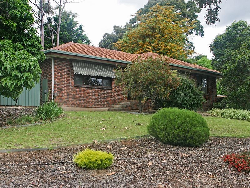 8 Braeside Ave, Reynella East SA 5161