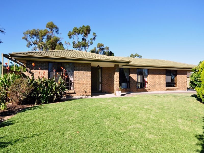 4 Beaumont Pl, Morphett Vale SA 5162