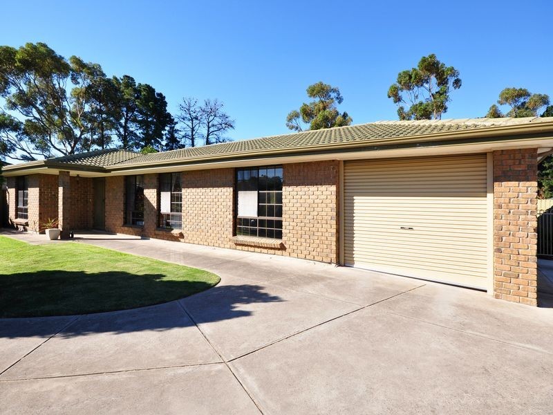 4 Beaumont Pl, Morphett Vale SA 5162