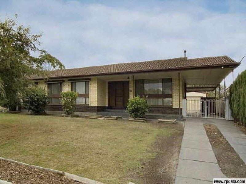 35 Roberts Rd, Hackham West SA 5163
