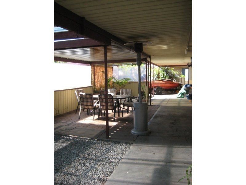 35 Roberts Rd, Hackham West SA 5163