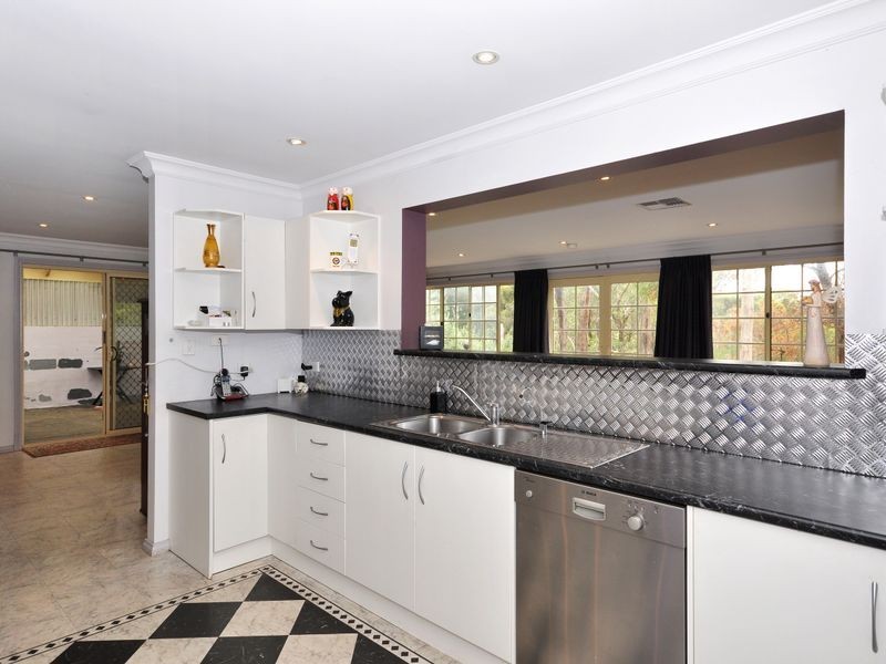 21A George Avenue, Crafers West SA 5152