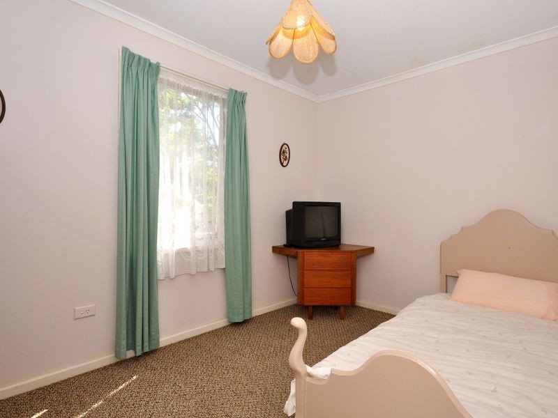 46 Hub Dr, Aberfoyle Park SA 5159